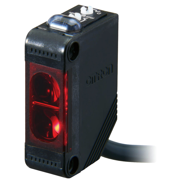 E3Z-R61 | Omron Retroreflective Sensor